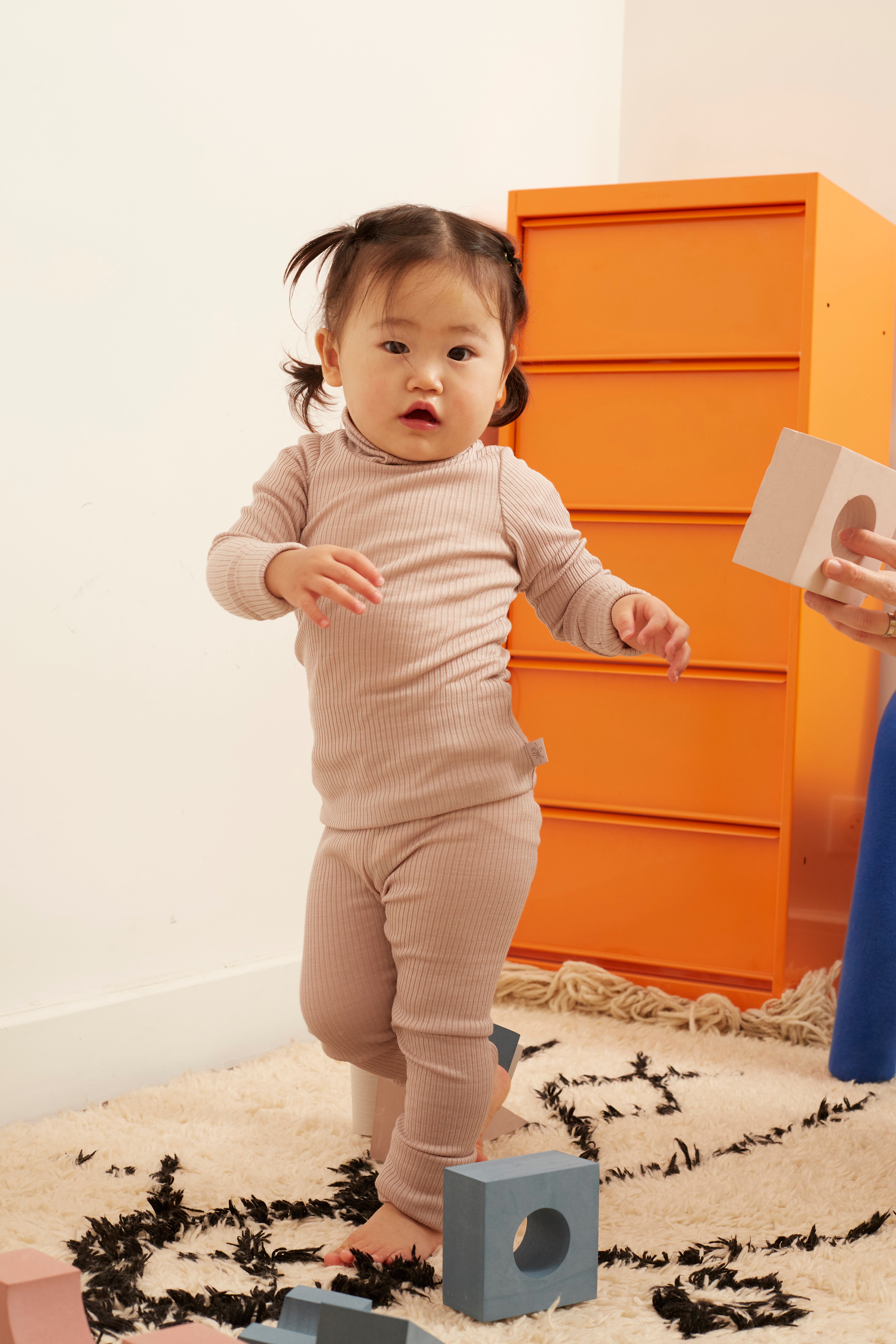 Wolle & Seide Rollkragenshirt – Toffee