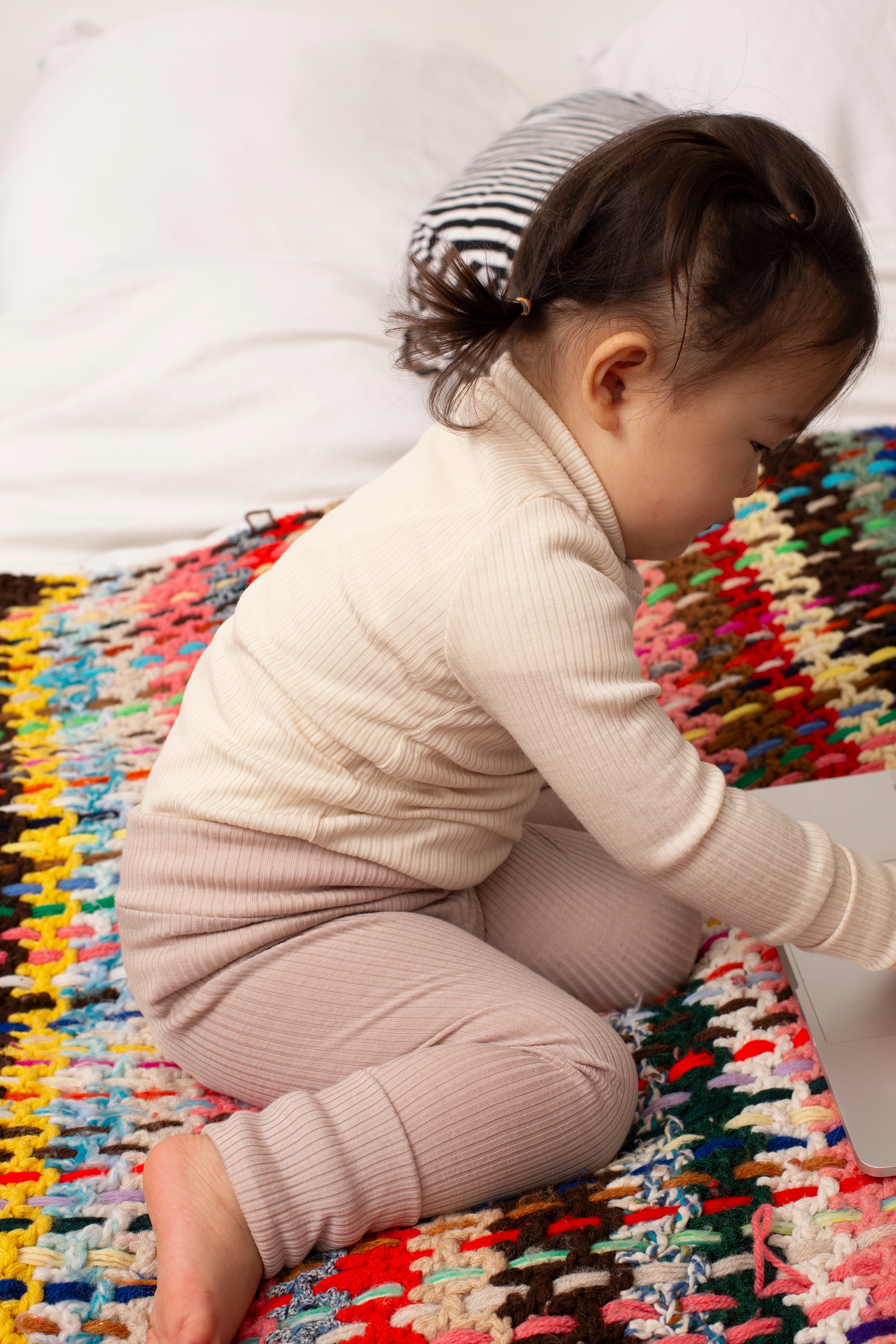 Wolle & Seide Rollkragenshirt – Popcorn